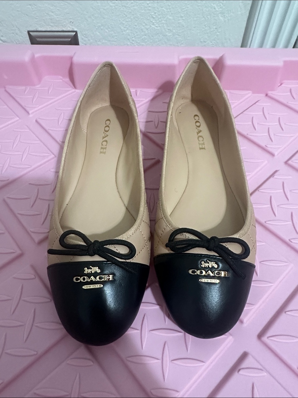 Coach Two-Tone Beige and Black Leather Ballet Flats